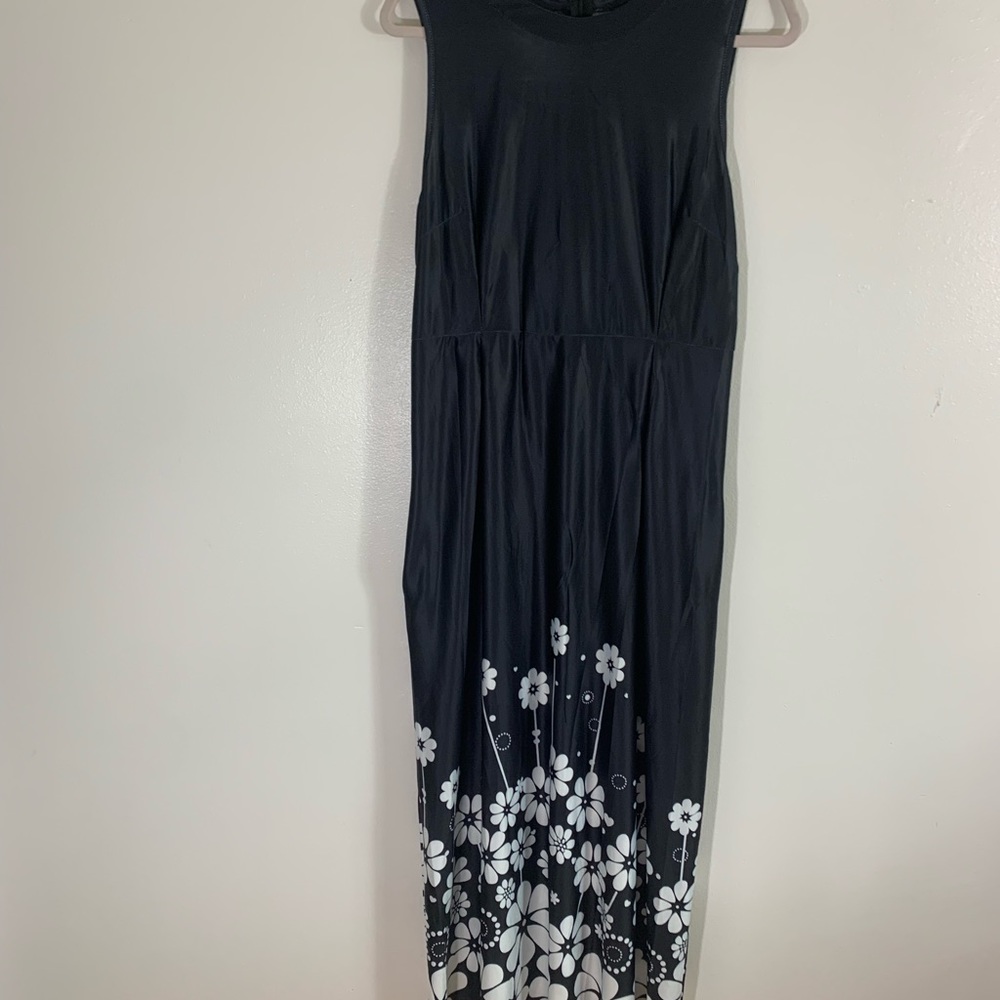 Long black and white dress - Picture 3 of 6